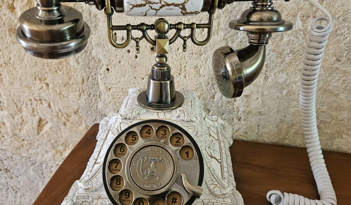 Livre d'or Téléphone - Mariage à Fontdouce le 4 juillet 2026